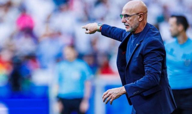 华体会官网-德拉富恩特：不希望过度消耗尼科·威廉斯与亚马尔